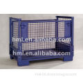 Foldable and stackable storage basket